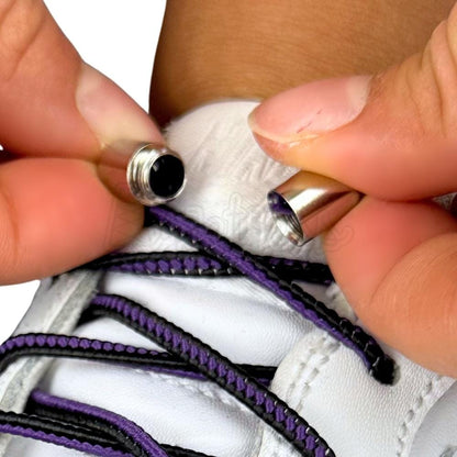 Elastische veters zonder strikken driehoek 3mm capsule sluiting zwart paars detailfoto van hoe de sluiting werkt