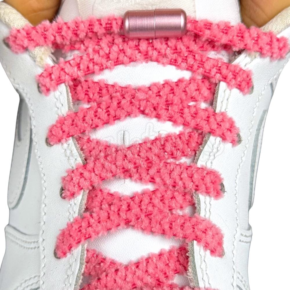 Elastische veters zonder strikken fluffy 7mm capsule sluiting rozenrood met stretch uitgerekt