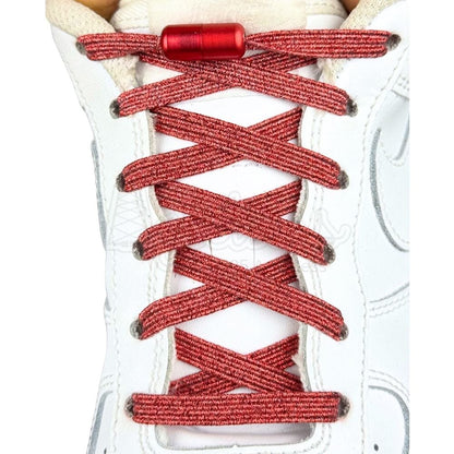 Elastische veters zonder strikken glitter 6mm capsule sluiting rood met stretch uitgerekt