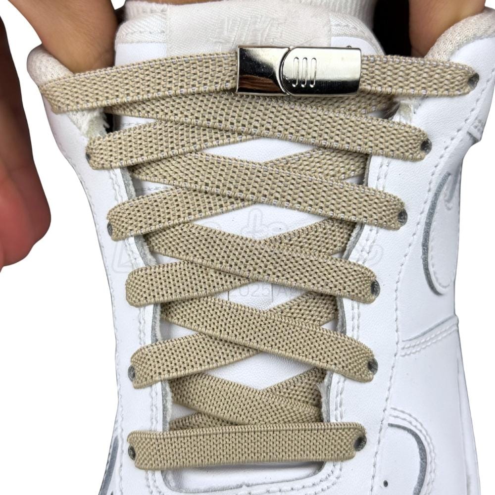Elastische veters zonder strikken plat 9mm magnetische sluiting khaki met stretch uitgerekt