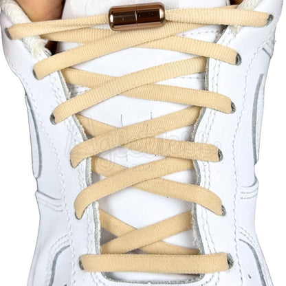Elastische veters zonder strikken rond 5mm capsule sluiting khaki met stretch uitgerekt