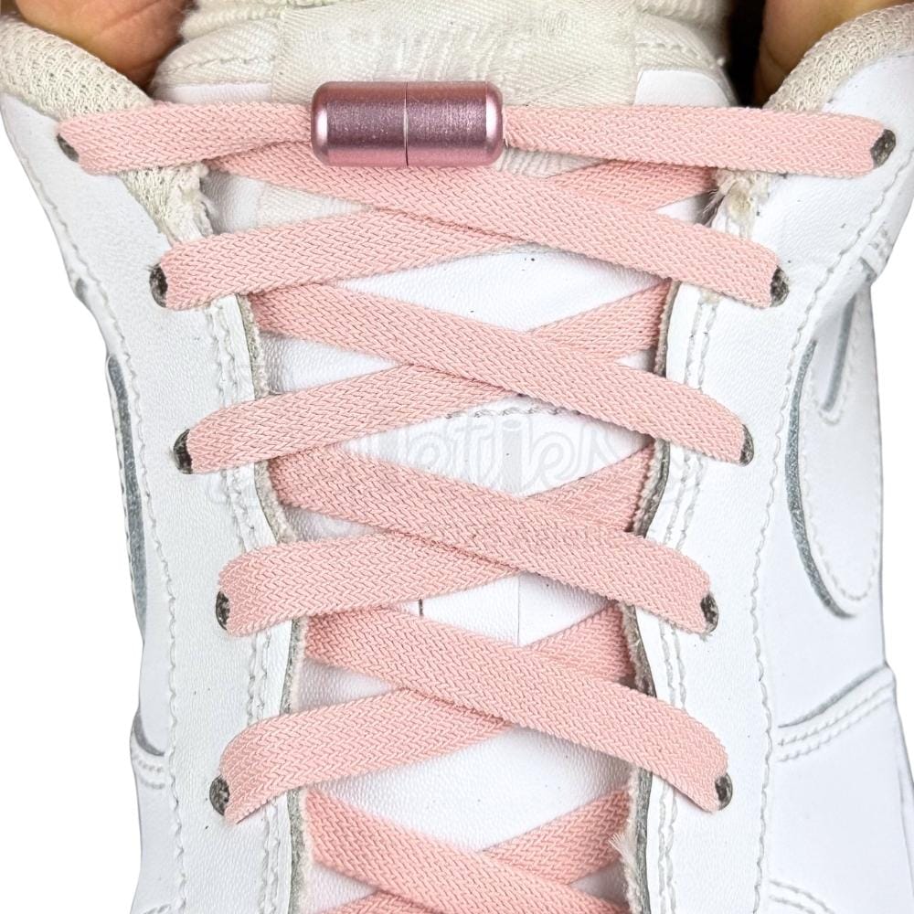 Elastische veters zonder strikken vintage 8mm capsule sluiting roze met stretch uitgerekt